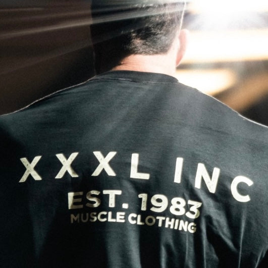 "Eroded XXXL Inc" Oversized Base T - Obsidian