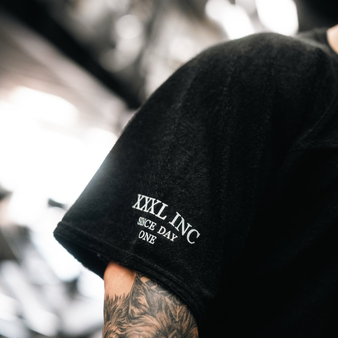 " Body Builder " Oversized Super Soft Rag Top - Carbon