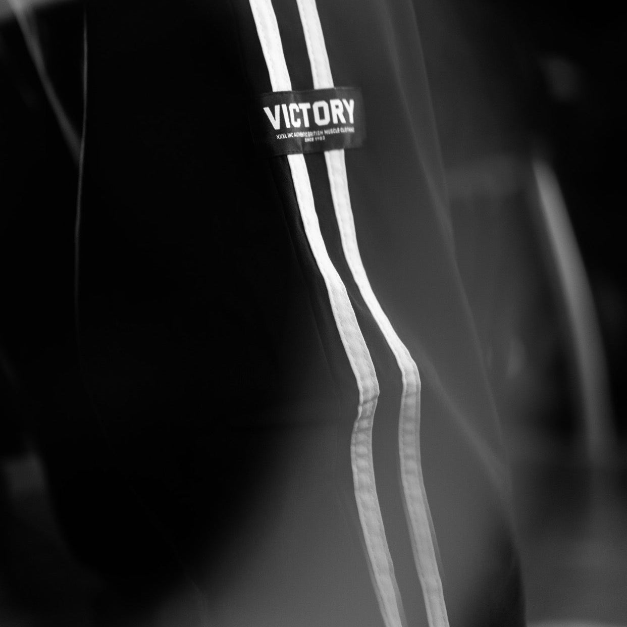 "Victory" 2 stripe Full cut  Pant - Black