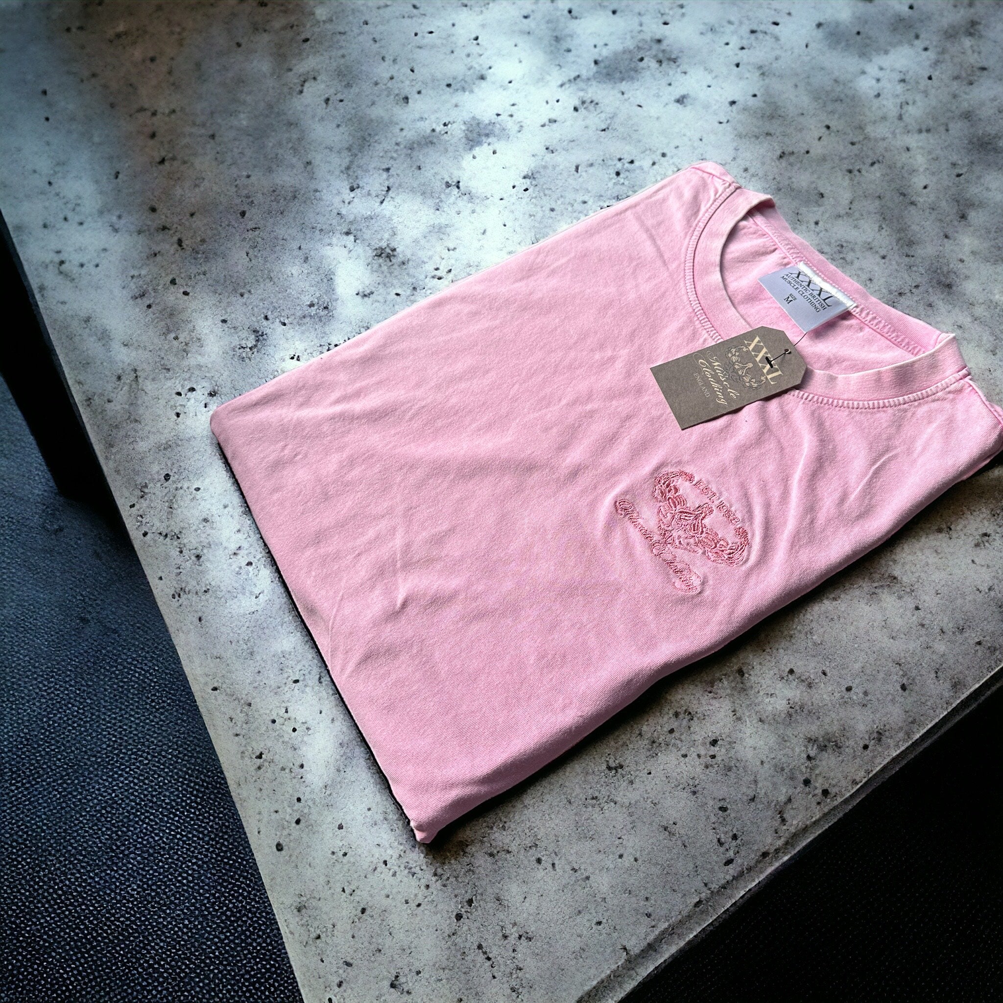 LADIES - "Embroidered profile" One size T Shirt - Acid washed Soft Pink