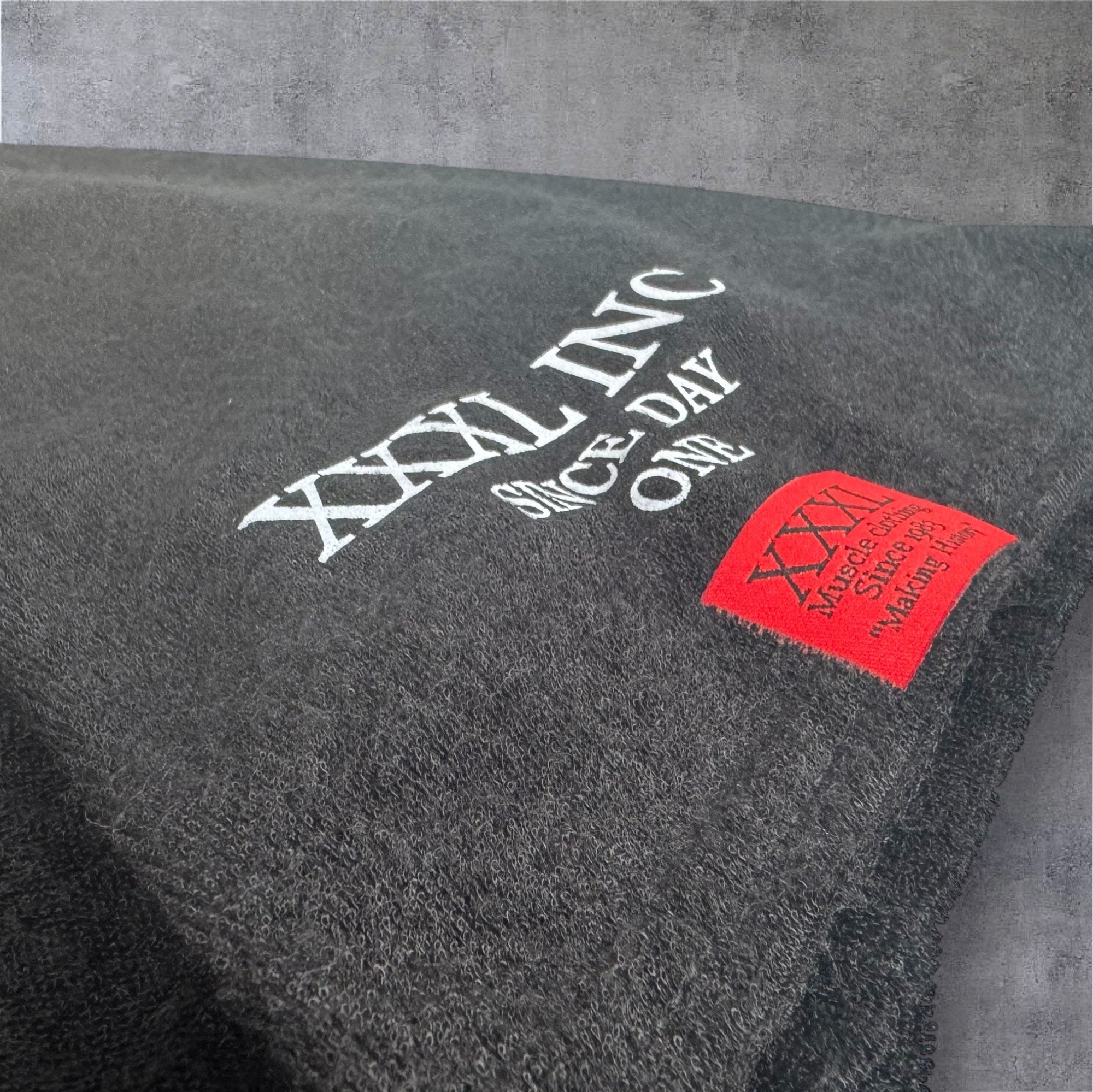 " Body Builder " Oversized Super Soft Rag Top - Carbon