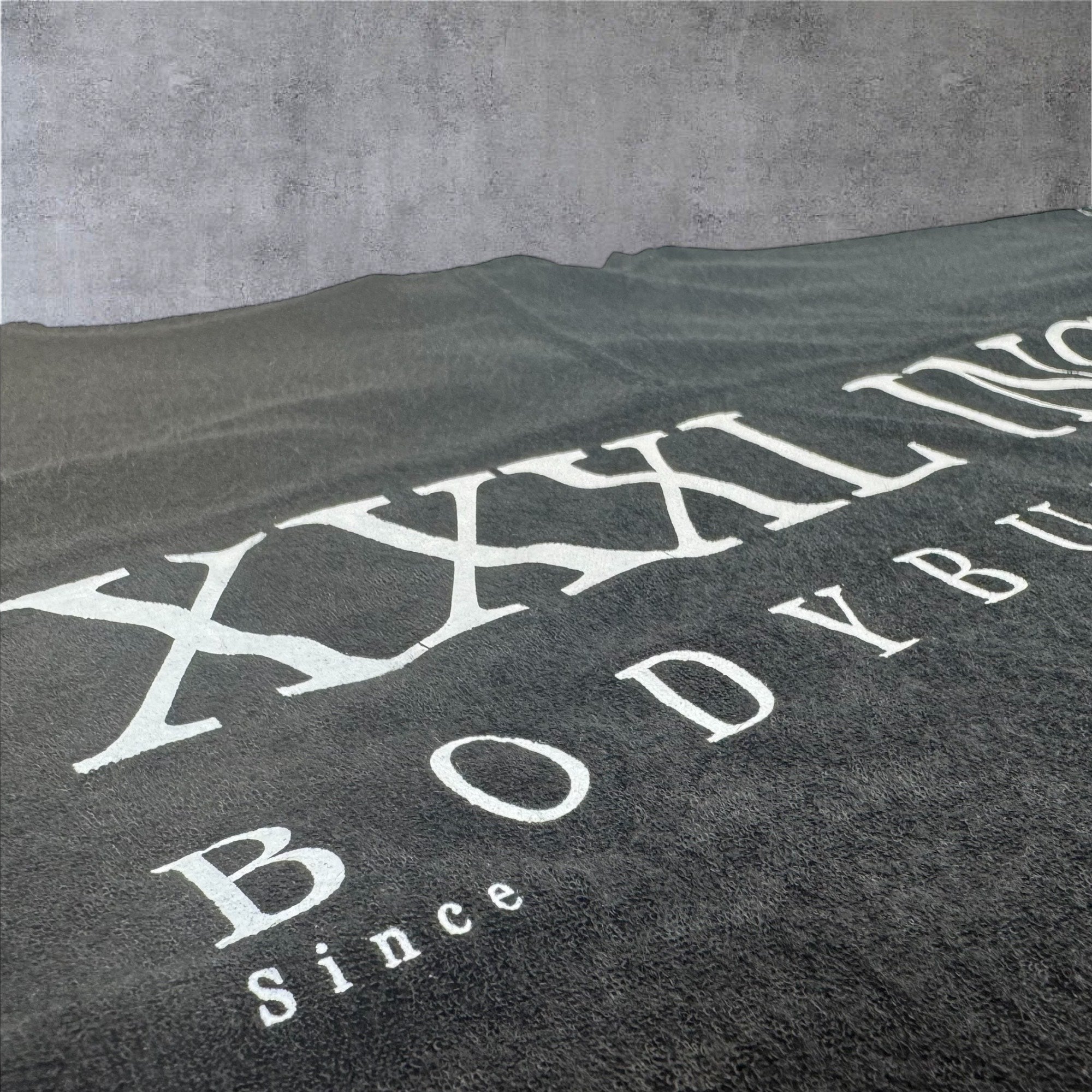 " Body Builder " Oversized Super Soft Rag Top - Carbon